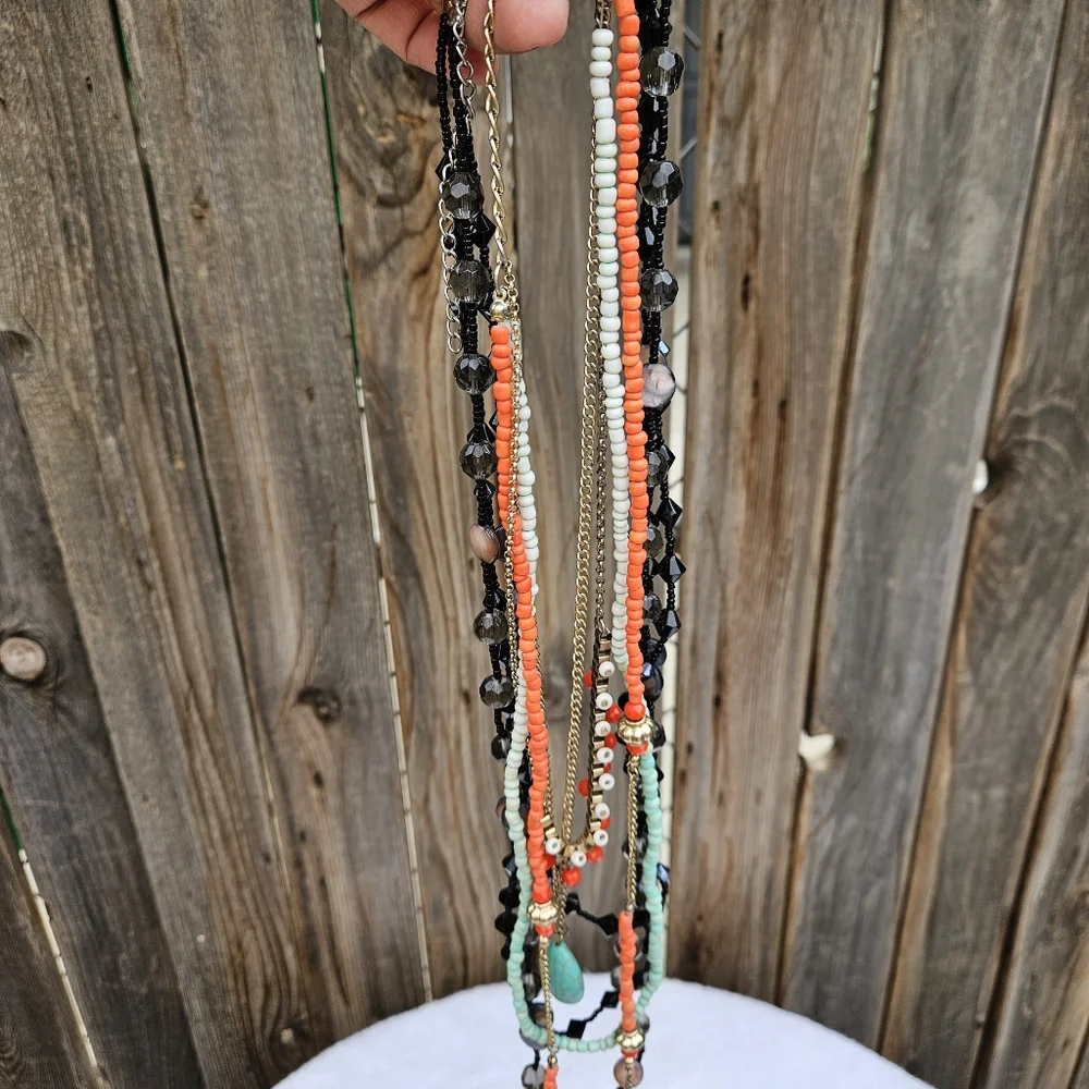Colorful Beaded Necklace and Bracelet Set - Picture 14 of 16